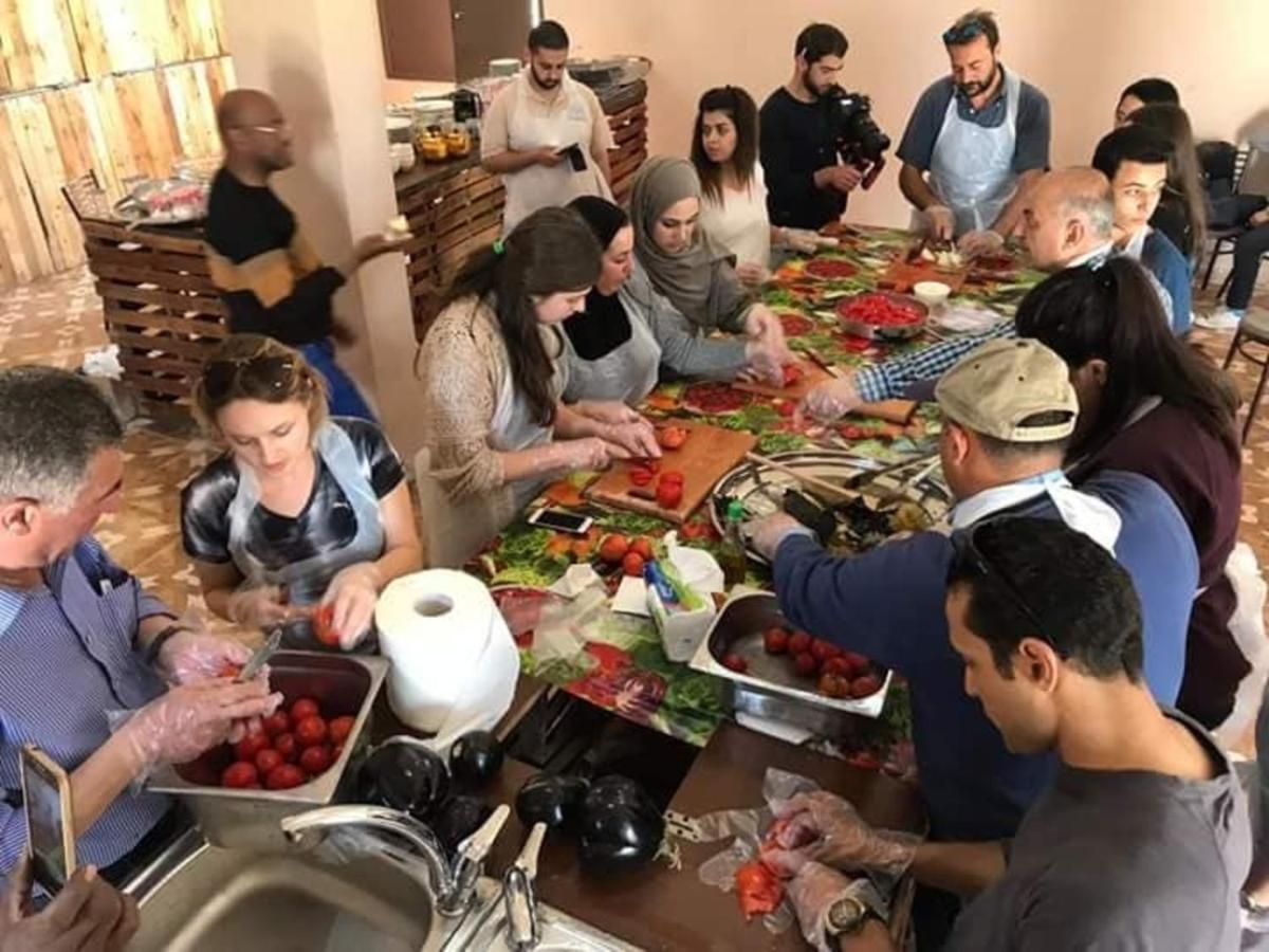Safi Kitchen Hostel Gawr as-Safi Экстерьер фото