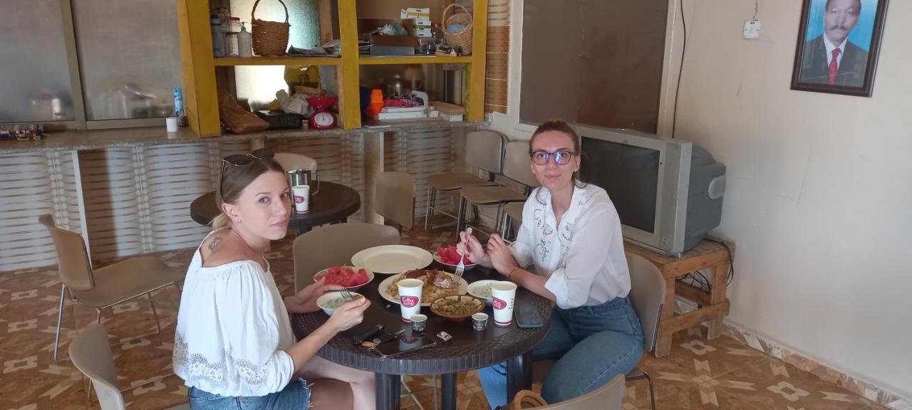 Safi Kitchen Hostel Gawr as-Safi Экстерьер фото